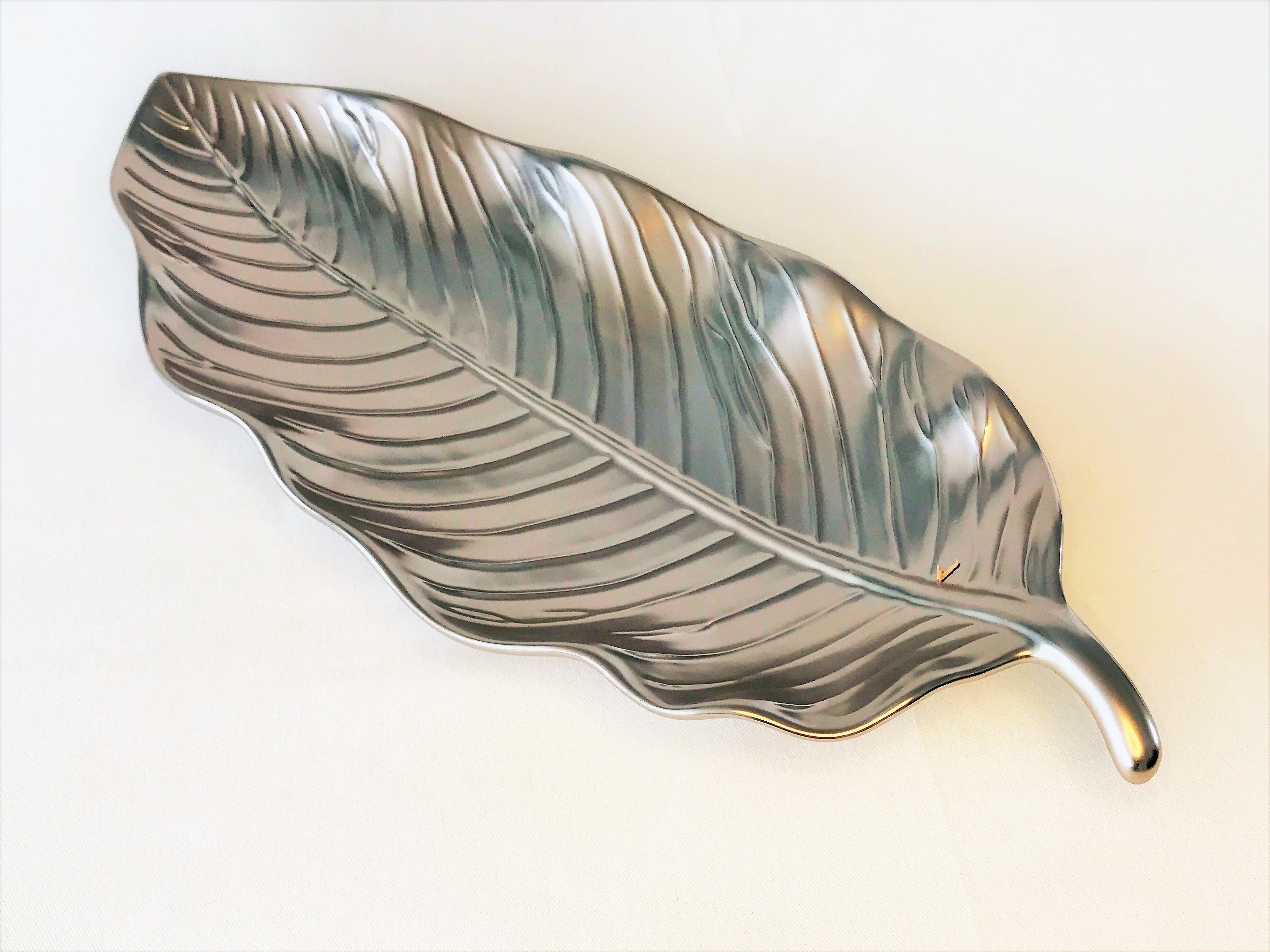 Botanic Collection Titanium Porcelain Matt silver leaf serving tray 17"