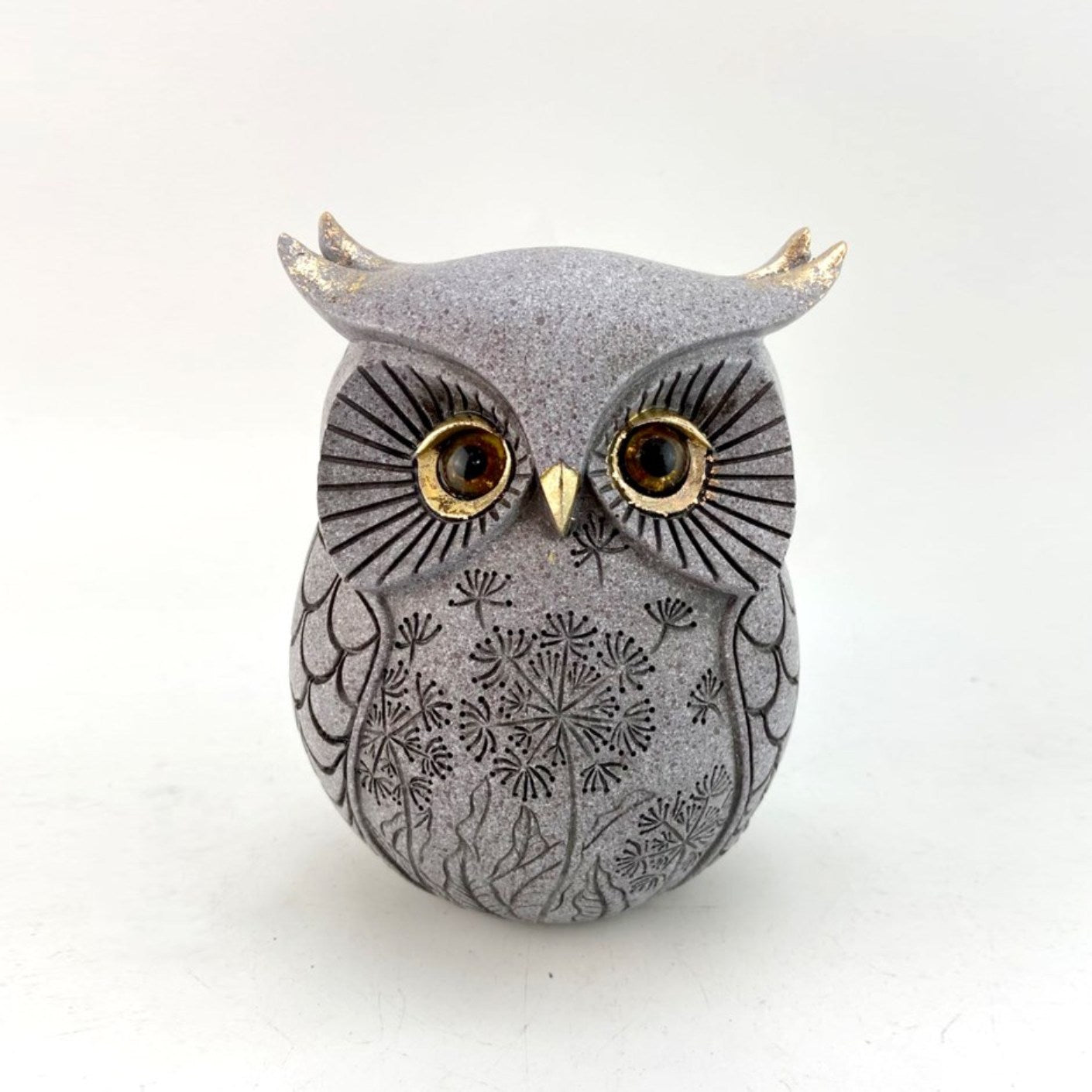 Grey OWL With Gold Eyes 3x3x3